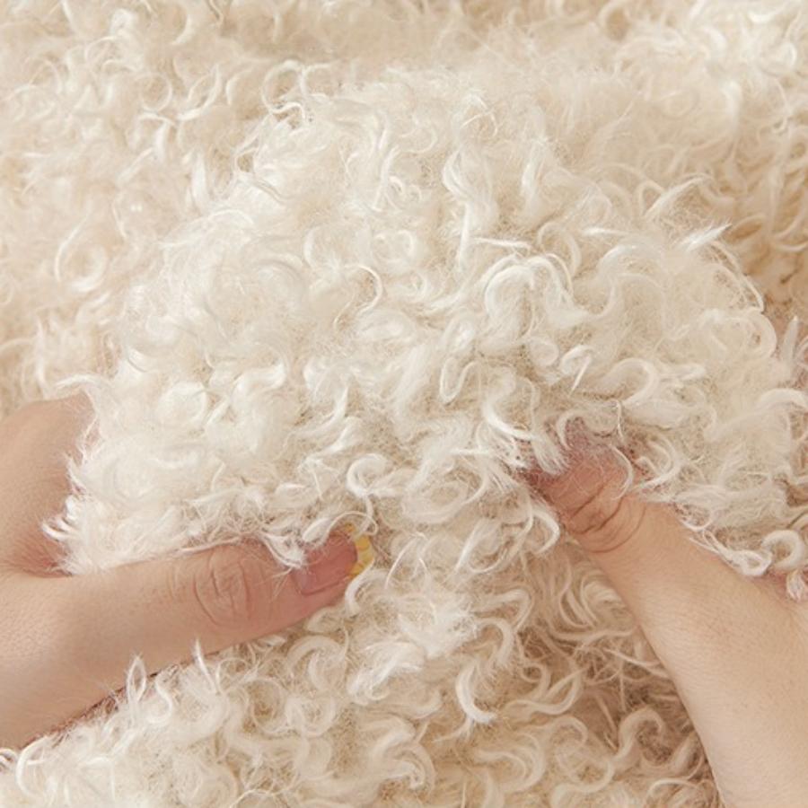 1pc Fluffy Plush Teddy Soft Warm Thicken Winter Sofa Cover, for Living Room Warm Furniture Decor Sofa Towel Slipcover Non-Slip