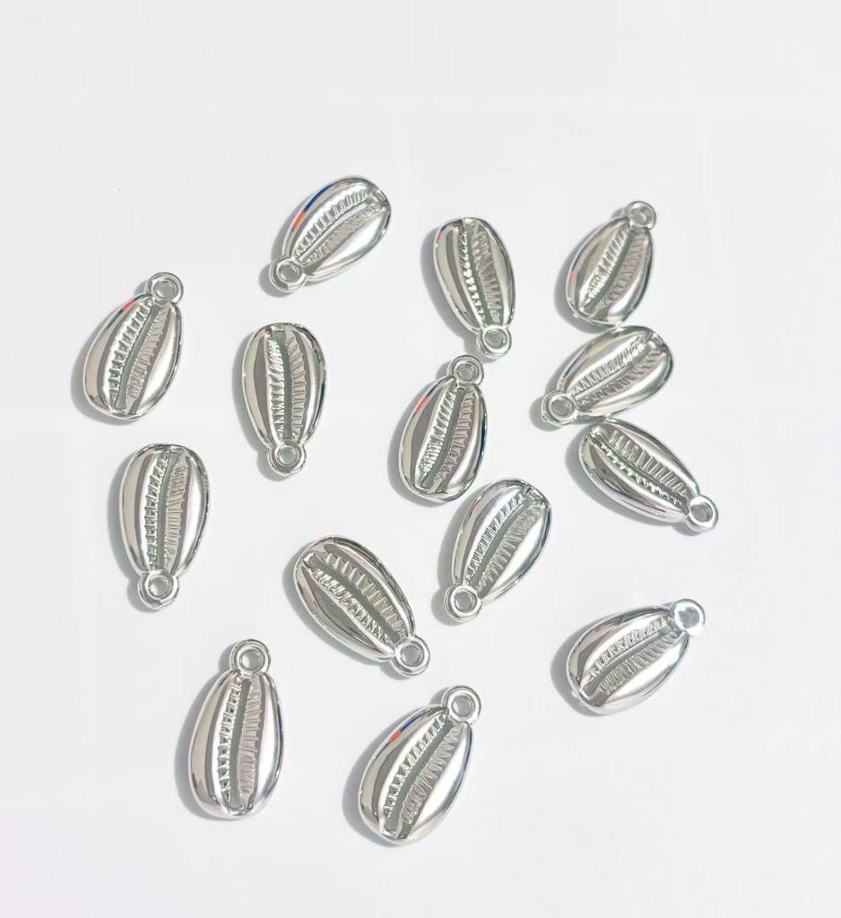 Cross-Style Electroplated Plastic Pendant Charm for DIY Jewelry