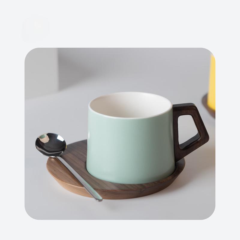 Elegant Ceramic Coffee Mug with Saucer