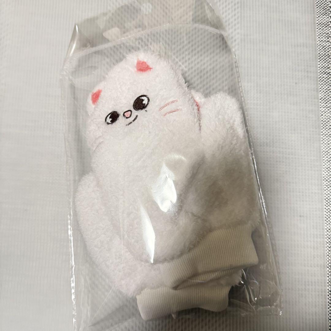 

[USED] Stray Kids Hyunjin Ginny Lette Gloves SKZ SKZOO