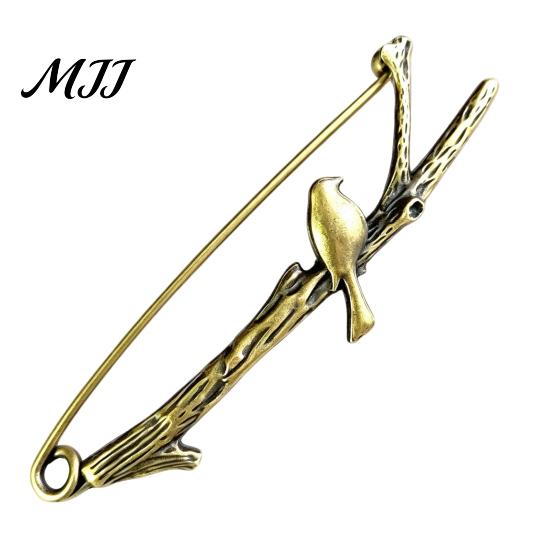 Nature Inspired Jewelry Vintage Bronze Safety Pin, Large Feather Bird Leaf Flower Lapel Accessories Men Women Brooch Pin for Coats, Jackets,