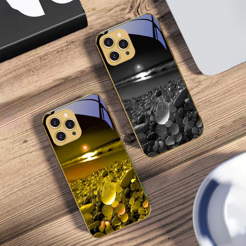Färgglad stensjöstrand För IPhone 16 16Pro Max 15 P ro 14 13 Plus 12 Mini 11Pro Max XS Max XR Guld härdat glas mobilskal