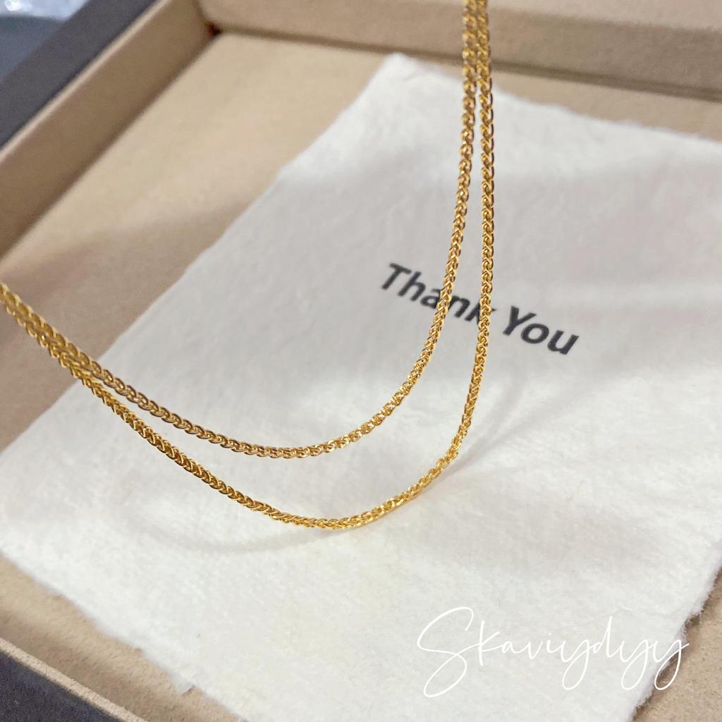 Versatile and Stylish Chopin Chain Necklace with W Clasp In Imitation Gold; a Simple, Fashionable Clavicle Chain.