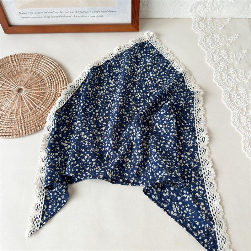 Floral Fabric Lace-edged Large Triangular Headscarf, Versatile Women's Headband for Tying Up Hair or As A Head Accessory