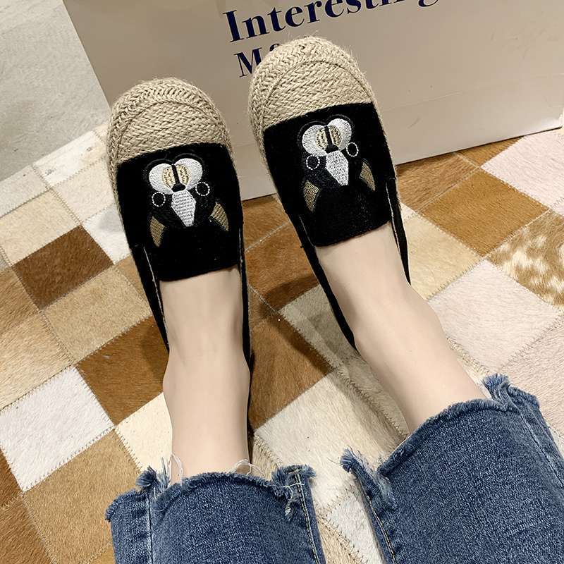 Fisherman shoes women's baotou 2025 spring new Korean version fashion versatile ins tide student flat casual lazy shoes