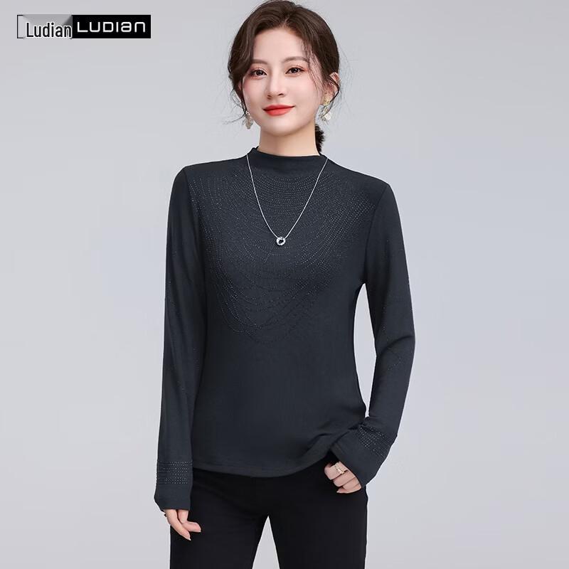 

Женский облегающий базовый топ с воротником-стойкой и стразами 175/96A