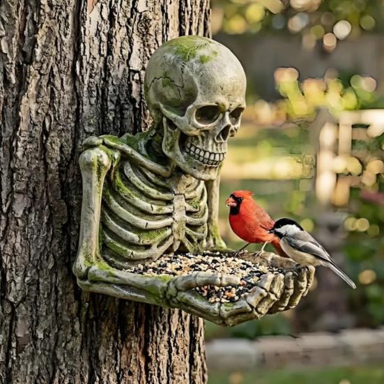 Hrănitoare pentru păsări Sasquatch Sculptură Sasquatch din Rășină Hrănitoare de Exterior Schelet Hrănitoare Decorativă pentru Păsări pentru Copac Curte Grădină Artă Decor