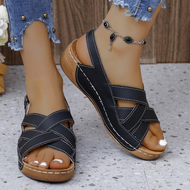 Women's Plus Size Euro American Wedge Sandals Solid Color Fish-Mouth Buckle