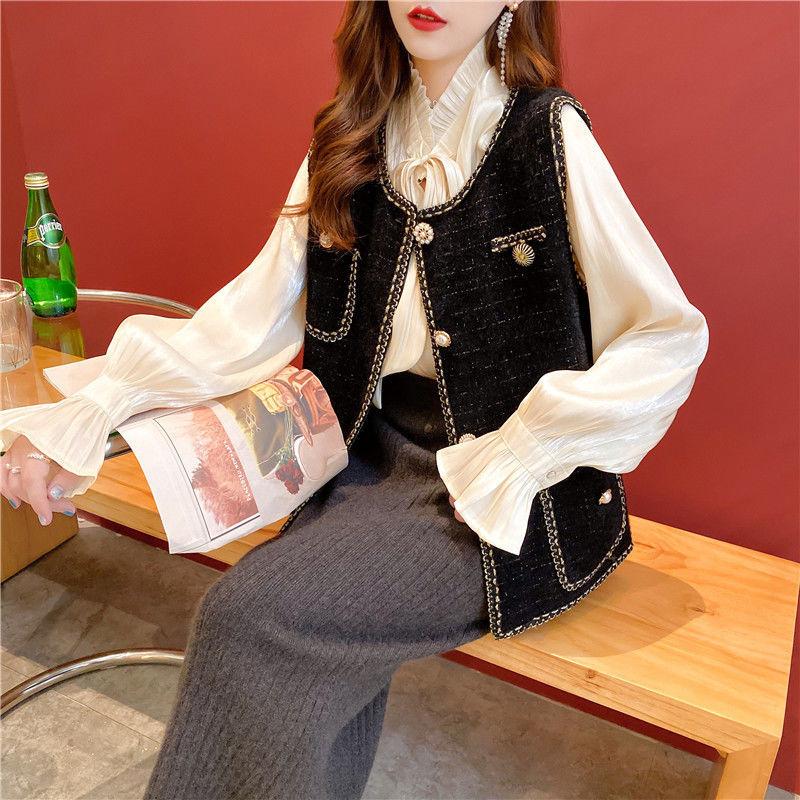 Women's Knitted Vest Jacket Short Loose Knitted Sleeveless Cardigan Spring Autumn V-neck Imitation Mink Knitted Vest