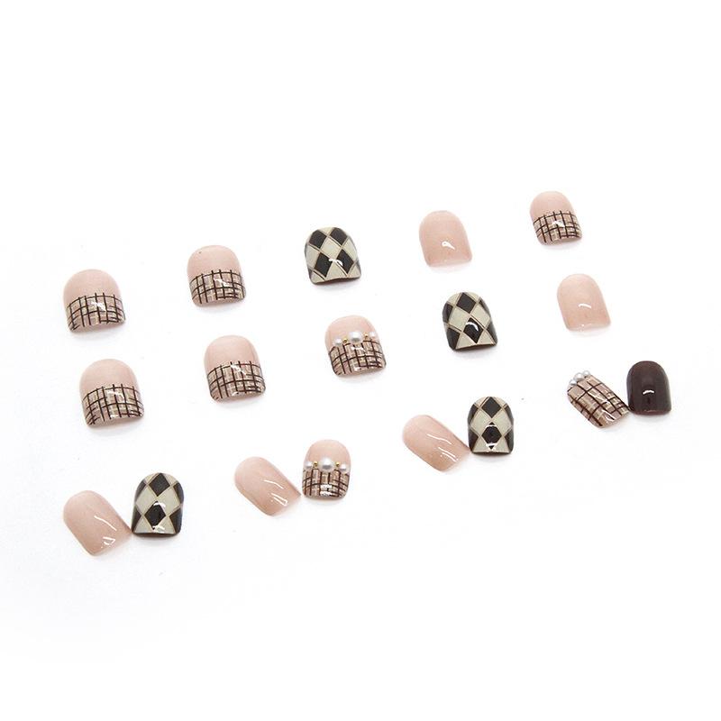 Artificial Nails Sweater Plaid Wear Nails Japanese Ins Style Temperament Nail Art Caramel Diamond Plaid Fashion Whitening Nail Art