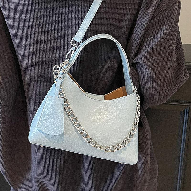 Korean Style Simple Trend Casual Lychee Pattern Texture Chain Portable Bucket Bag Temperament Versatile Commuter Style Messenger Bag