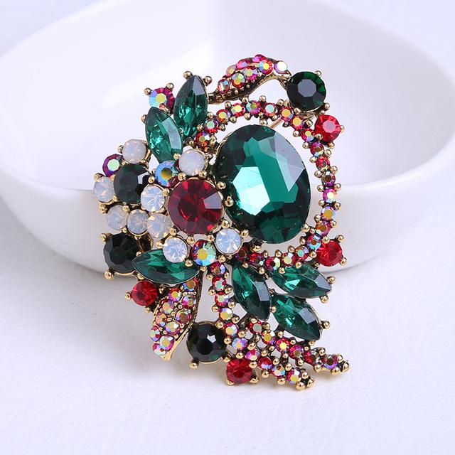 European And American Suits With Pin Pin Brooch Retro Metal Alloy Rhinestone Flower Hollow BroochRetro Jewelry