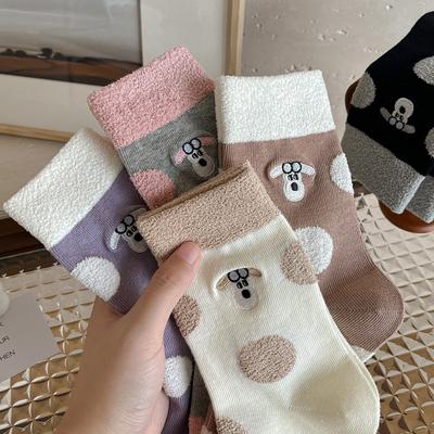 Herbst und Winter Dreidimensionale Tupfen Niedlich Cartoon Vielseitige Mid-Calf Socken Anti-Pilling Tupfen Damen Socken