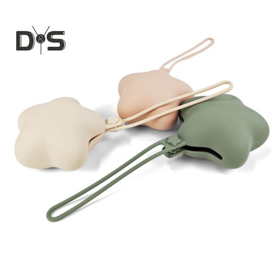 Star Shaped Pacifier Holder Case with Hanging Rope Food Grade BPA Free Portable Silicone Pacifier Protector Case