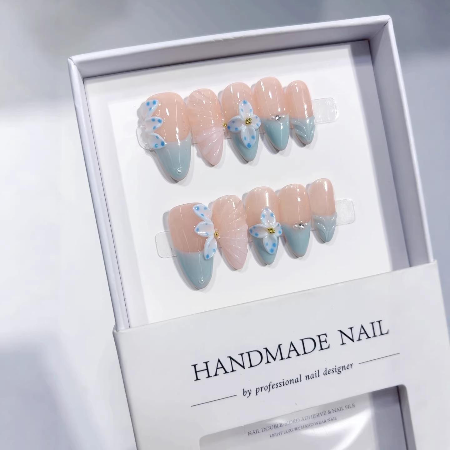 

Wear Armor Medium and Long Almond Three-dimensional Carving Blue Gentle Vacation Wind Fake Nails Purely Handmade XS