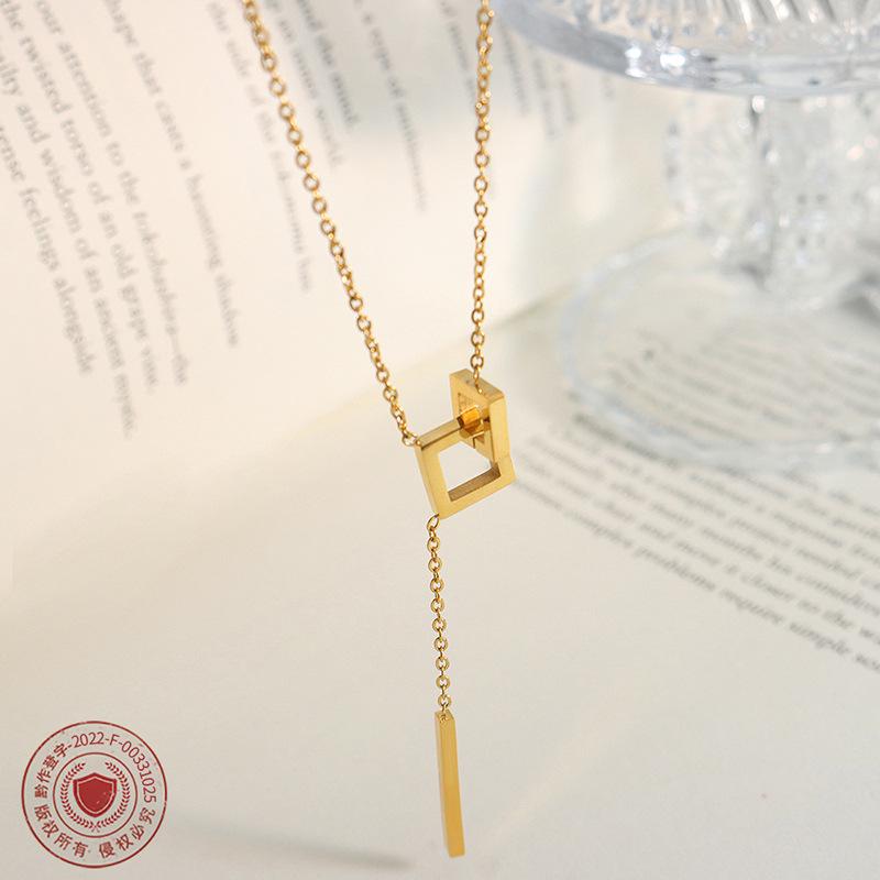

INS Geometric Square Tassel Necklace, Non-Fading Titanium Steel Clavicle Chain.