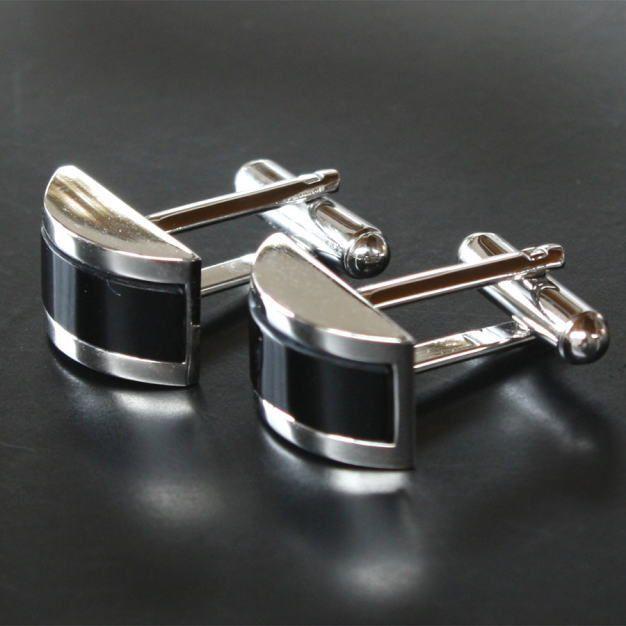 Used Kamakura Cufflinks Studio Black Onyx Carved Cufflinks (Cufflinks)