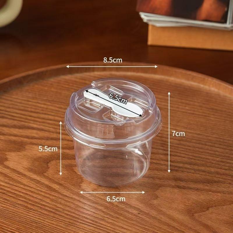 50pcs Round Pudding Cups, Disposable Party Cups with Lids and Spoons, Transparent Mousse Cake Boxes, Yogurt Cups Packaging Box