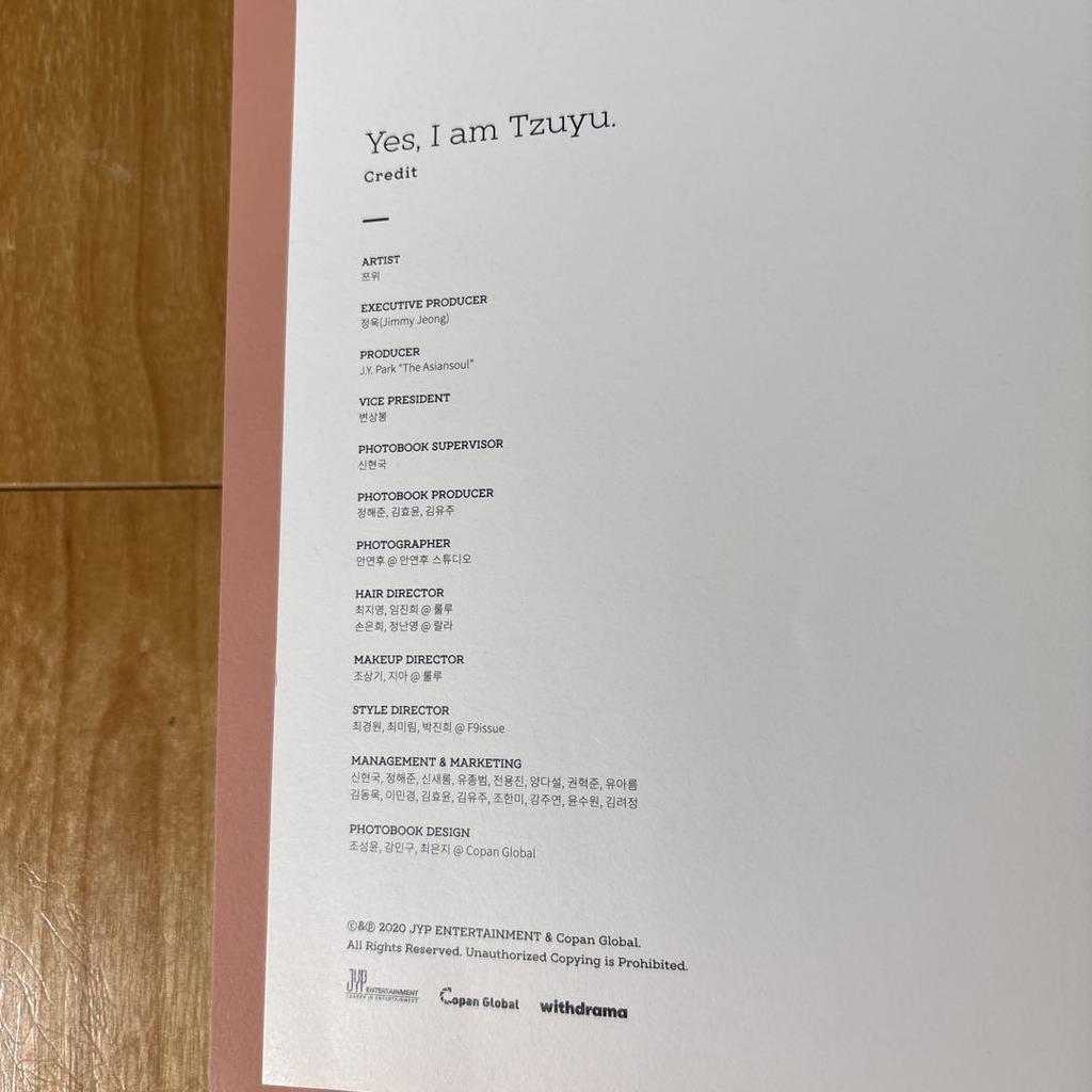 [USED] TWICE Tzuyu Photobook Album Yes, I am Tzuyu
