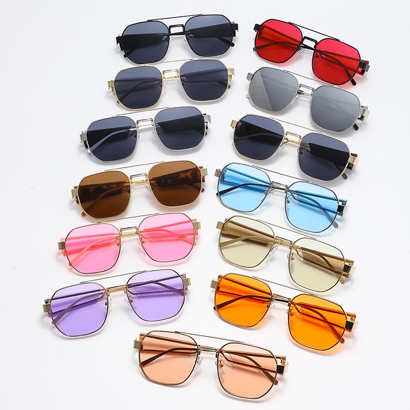 2025 High-End European & American Fashion UV-Protective Geometric Metal Sunglasses
