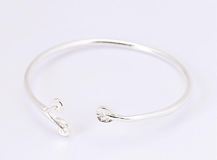 Simple And Elegant Leaf Fashion 925 Sterling Silver Olive Leaf Opening Bracelet  TYB596