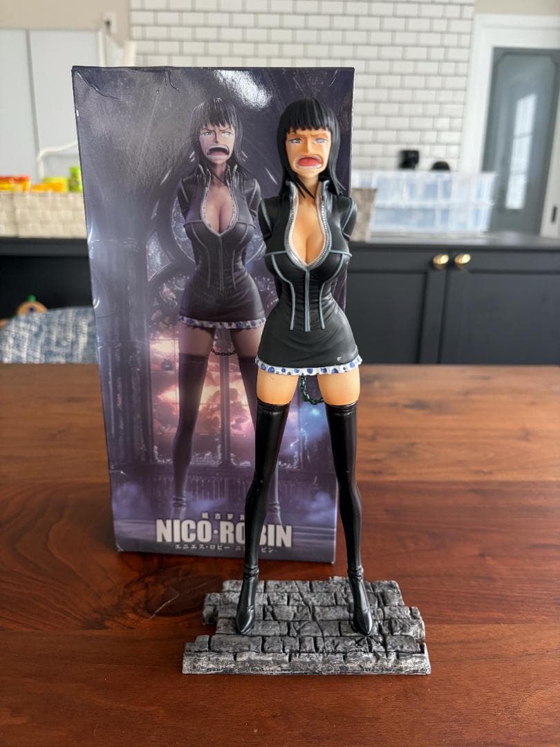 One Piece Nico Robin 26cm garage kit figure limited edition.