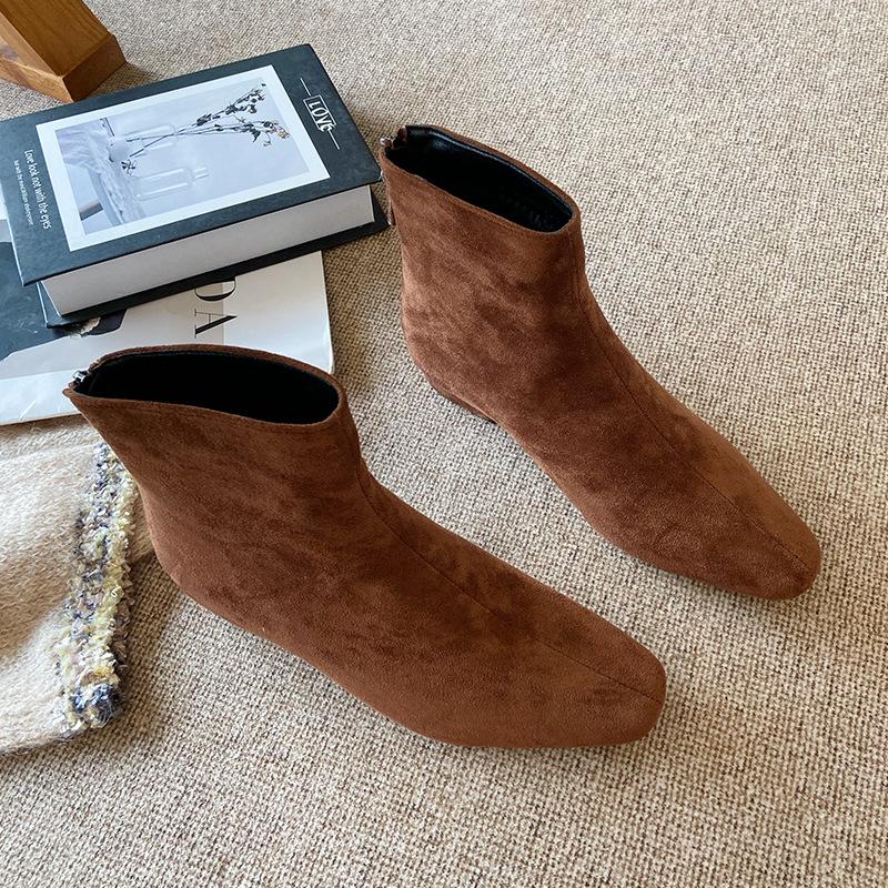 

888-7 French retro skinny boots women s outer wear autumn and winter 2025 new models with skirts pointed short boots thick heels 40