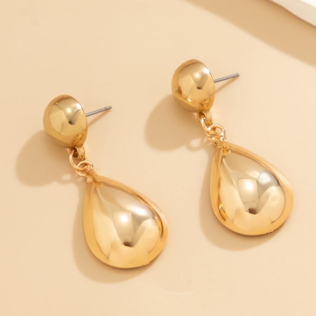 Elegant Water Droplet Pendant Earrings for Women Trendy Charms Large Drop Earrings Female Accessories 2026 Fashion Jewelry Girls