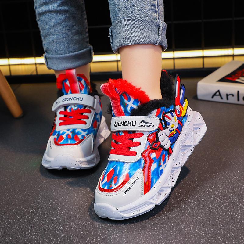 Boys' Shoes with Lights 2025 Summer New Mesh Breathable Children's Sports Shoes Versatile Boys Soft-soled Shoes Shine