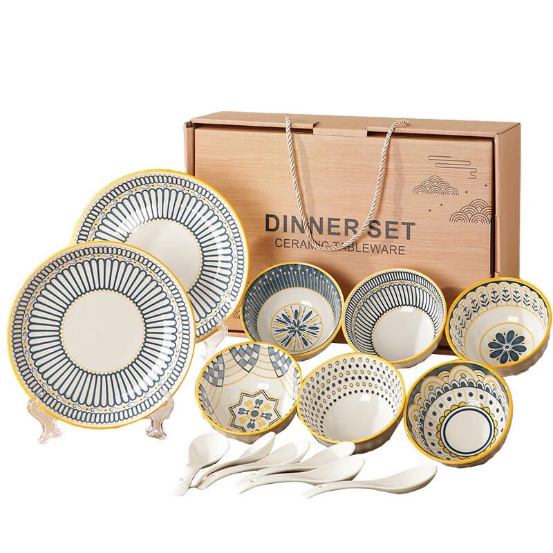 Blue and White Ceramic Bowl Gift Set