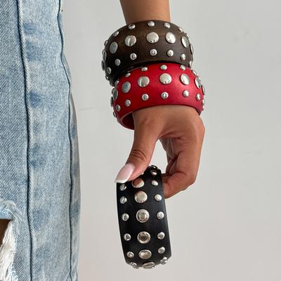 Punk Trend Geometrische Ronde Houten Armband, Mode Klinknagel Brede Armband