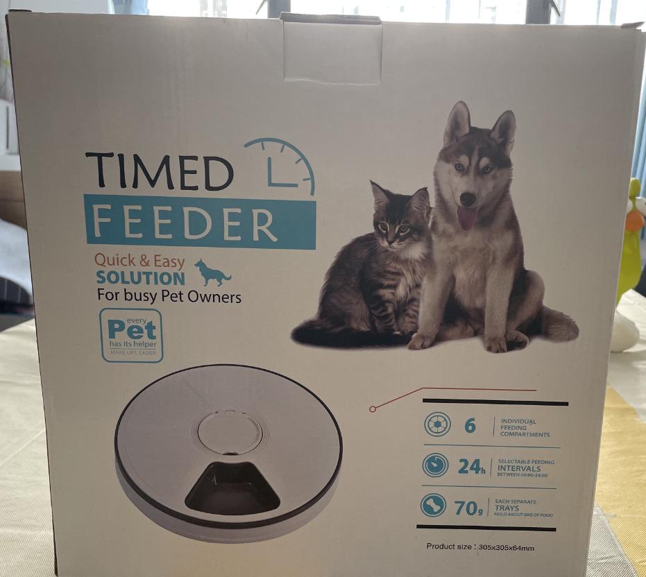 Smart husdjursmatare med sex fack och stor kapacitet med musikalisk påminnelse