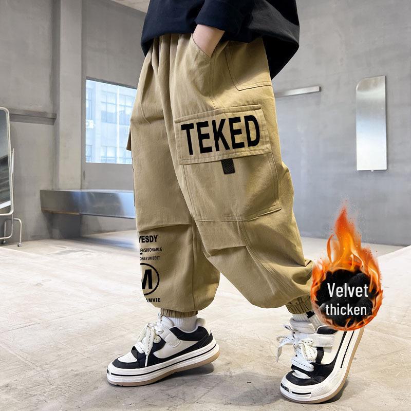 Boys' Velvet-Lined Thickened Overalls: Warm Casual Trousers for Autumn/Winter 2024