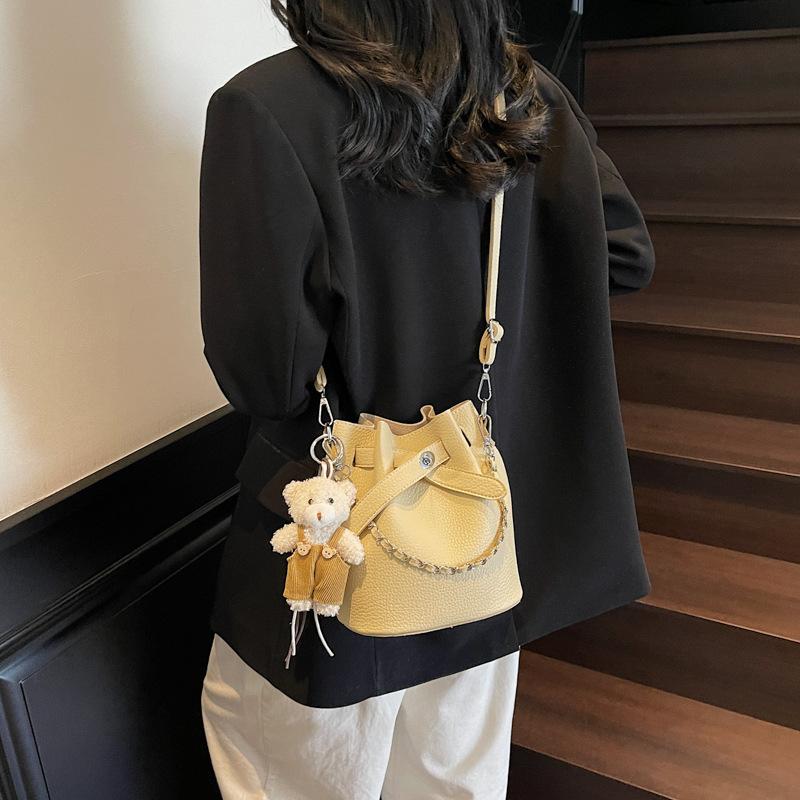 New Bag Women's Shoulder Bag Versatile Casual Messenger Bag