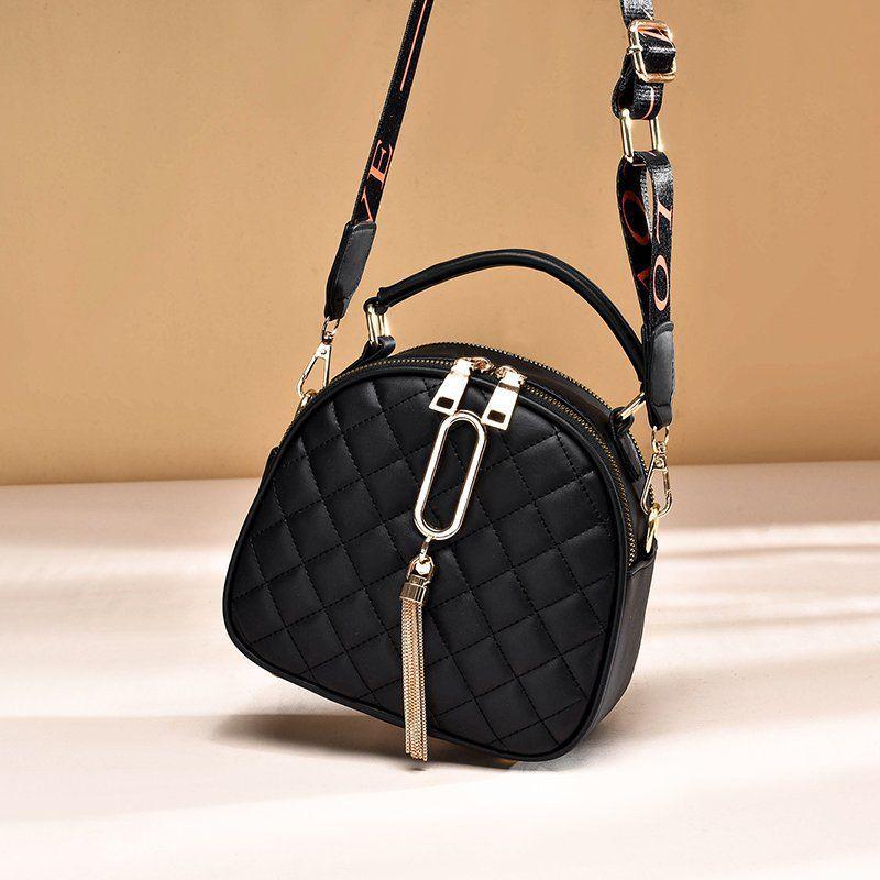 

2025 Trendy Korean Style Women s Versatile Handbag - Large Capacity Shoulder & Crossbody Bag