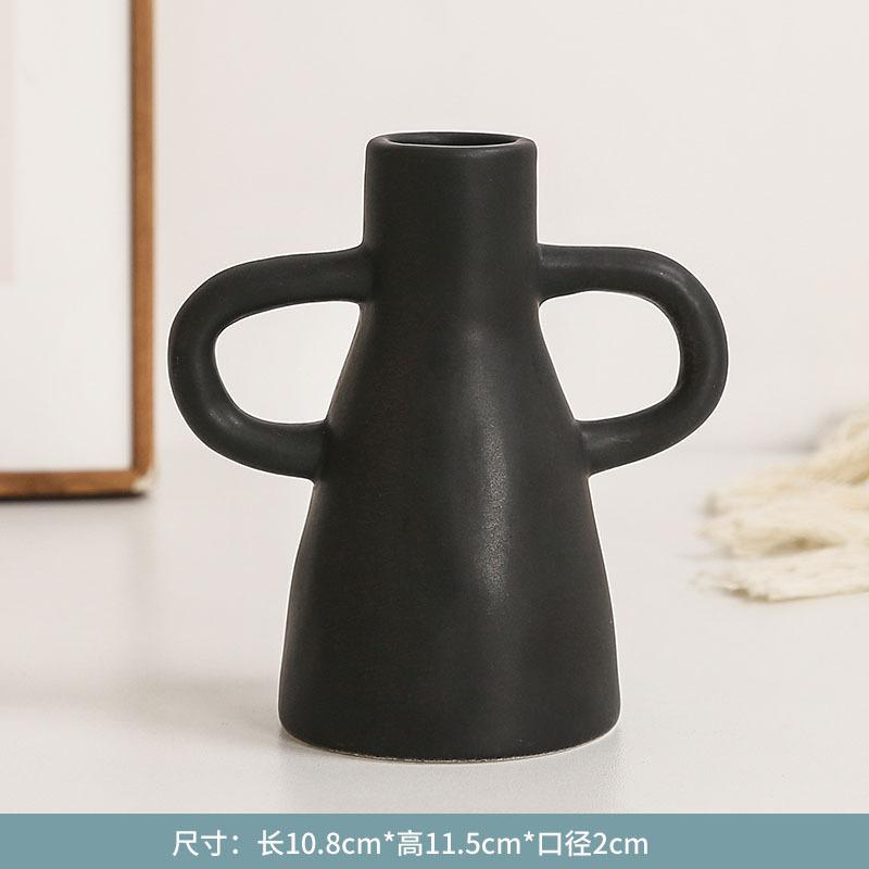Simple Art Cutout Ceramic black Vase Living Room Dining Table Decoration Creative Amphora Special-shaped Vase Flower Home Decor