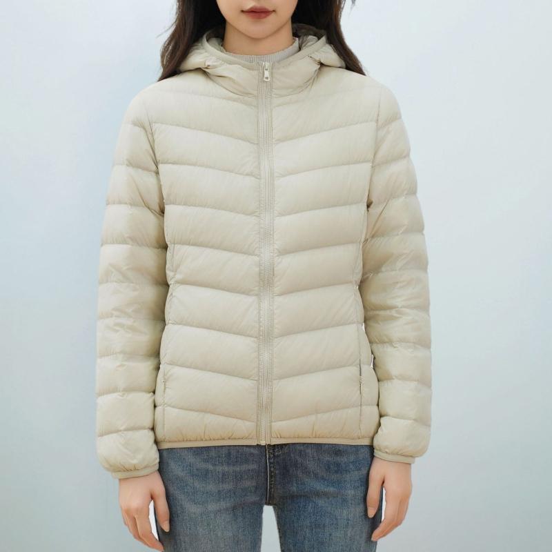 Женская осенне-зимняя легкая пуховая куртка на флисовой подкладке с капюшоном - Минималистичная верхняя одежда M