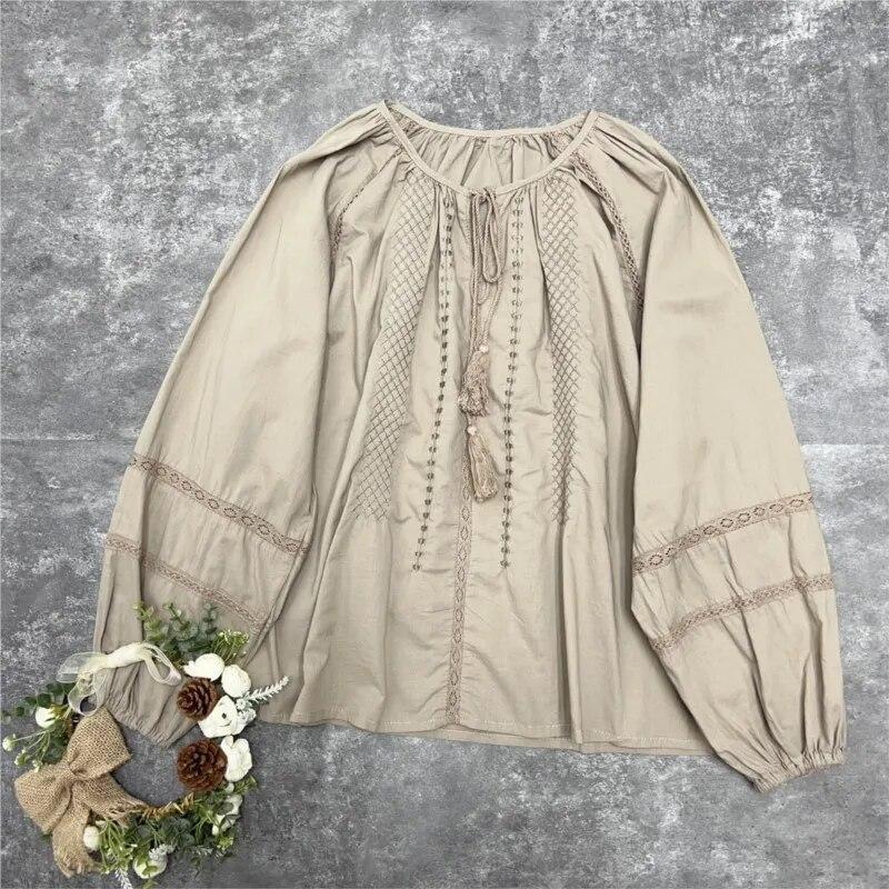 Johnature Frühling Sommer Aushöhlen Casual Frauen Tops Vintage Mori Lose O-ansatz Quaste Einfache Feste Farbe Weibliche Blusen