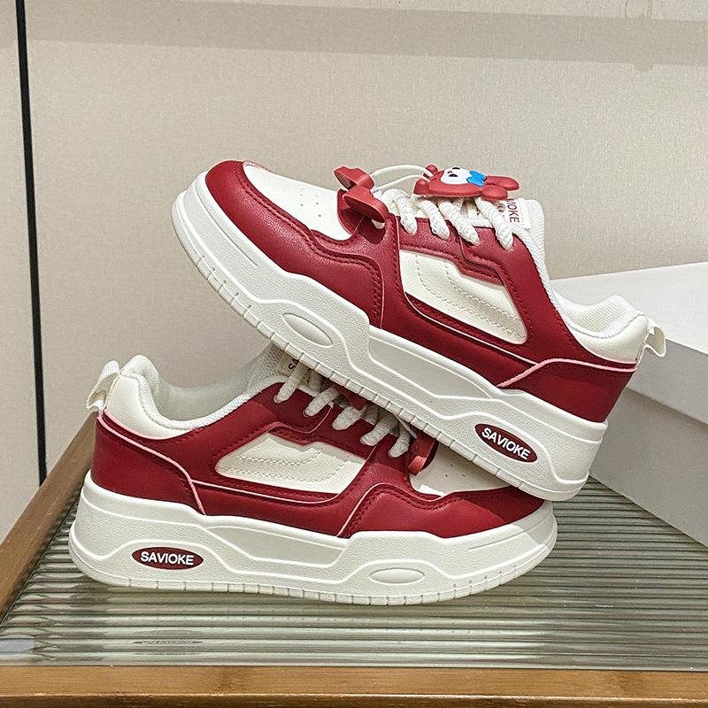 2025 little white shoes women's spring new Korean version ins female students leisure sports versatile board shoes street shooting women's shoes P309