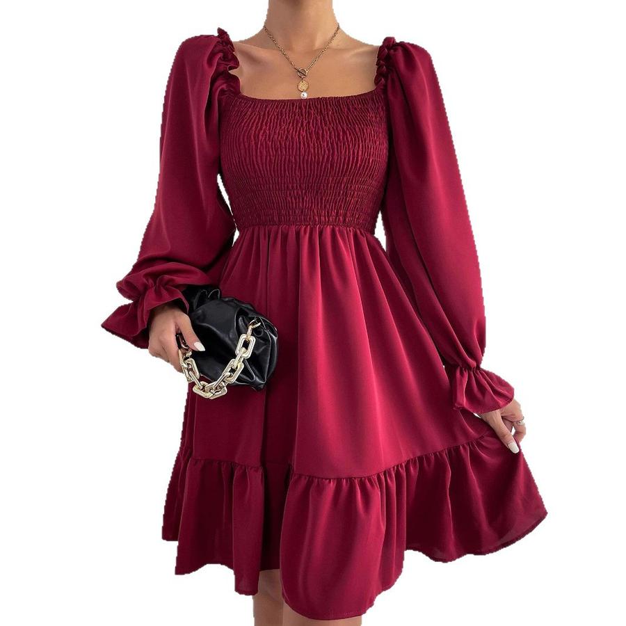 New Style Square Neck Parallel Crepe Fabric Body Gown with Ruffled Hemline
