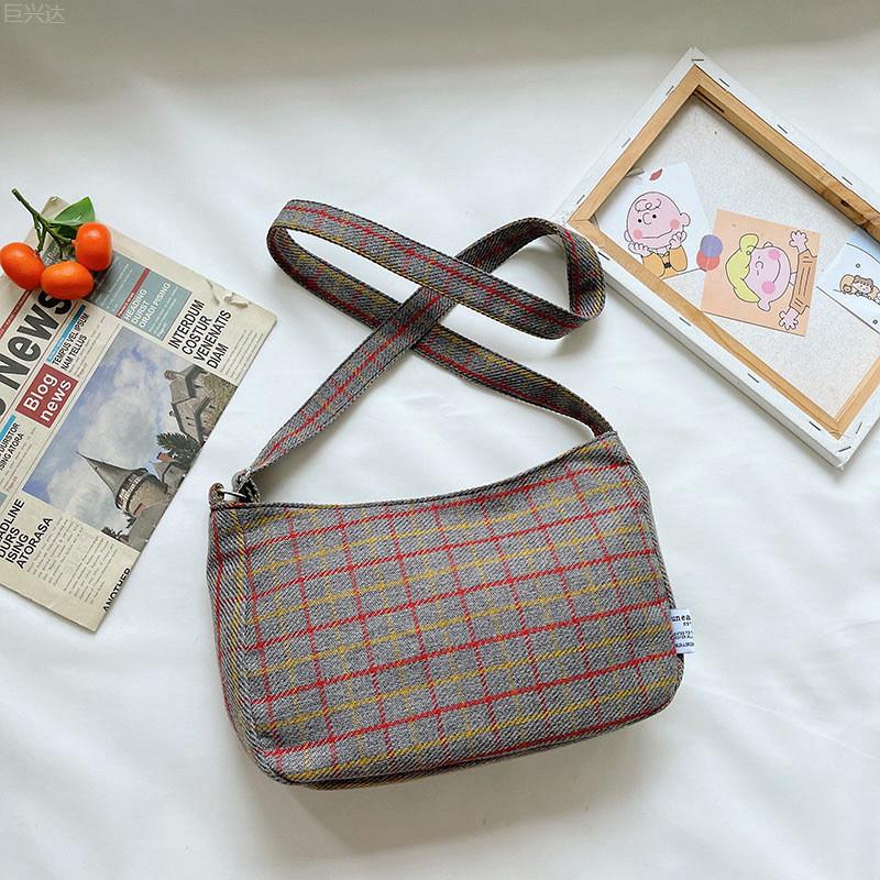 Trendy Korean Inspired Winter Plaid Children's Shoulder Bag Waterproof Lightweight Features