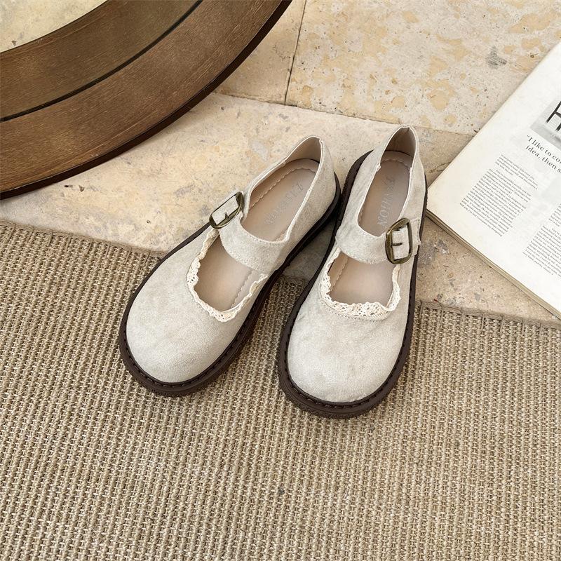 

JK туфли Мэри Джейн с круглым носком и кружевом, маленькие кожаные туфли женские, новые весна-лето 2025, с юбкой, на плоской подошве, с мелким вырезом 40