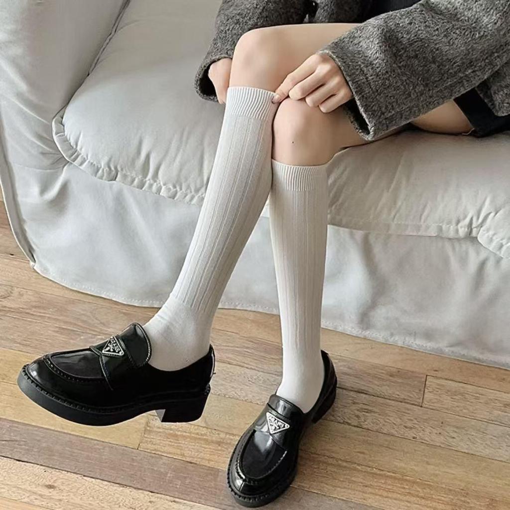 Women's Over-the-Knee Grey Ballet Style Stripe Socks