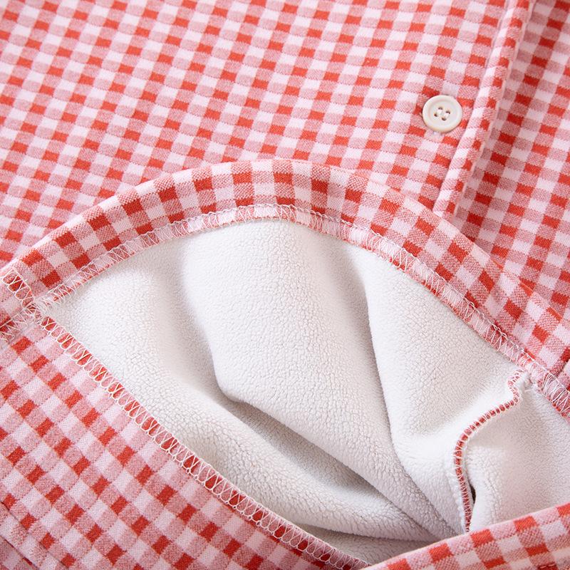 Velvet Thickened Women's Plaid Pajama Set – Warm Long Sleeve for Autumn/Winter, Suitable for Indoor/Outdoor Wear.