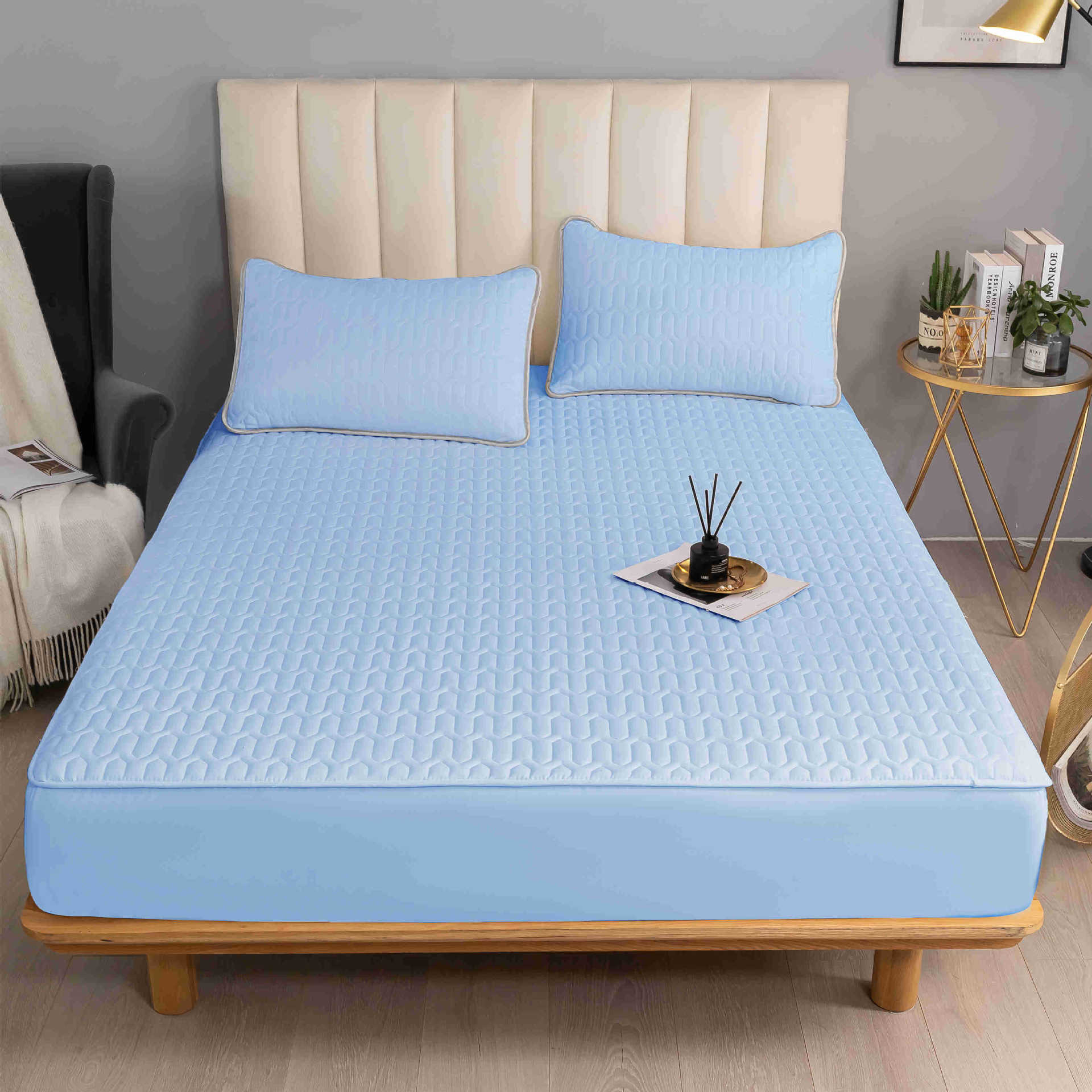 

New Quilted Fitted Sheet Bed Cover Non-slip Fitted Sheet Mattress Protective Cover Cover Bed Student Dormitory Home 90x200cm - single bed hat