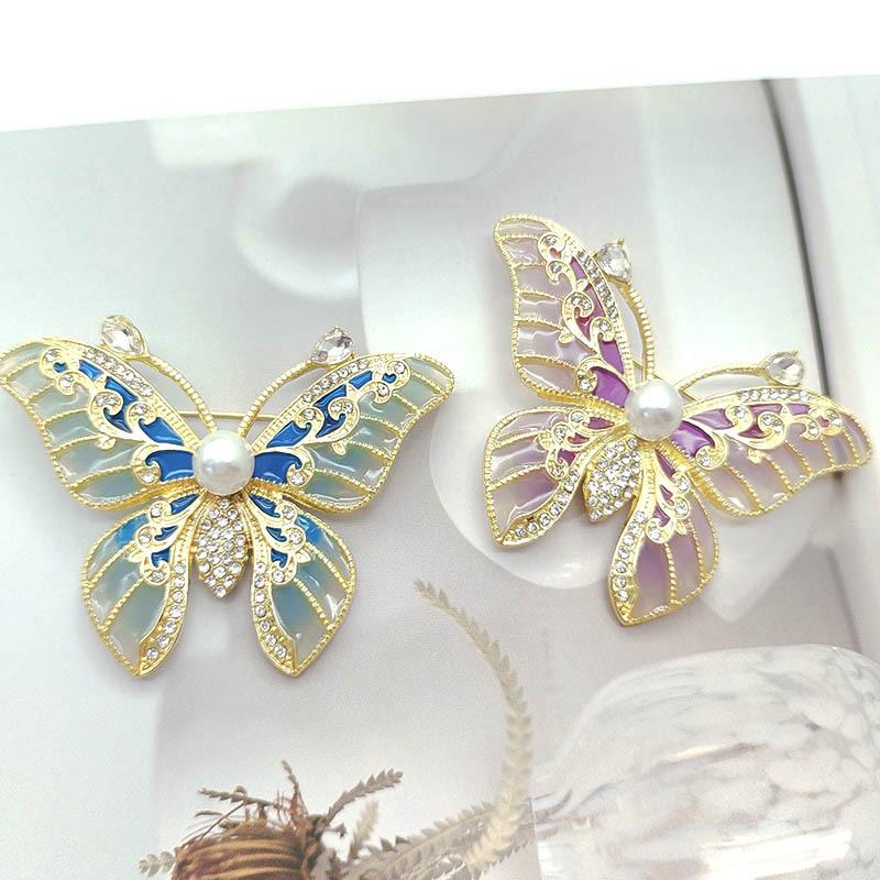 Elegant Gradient Butterfly Brooch with Pearls and Rhinestones - High-End Insect Pin Corsage Accessory