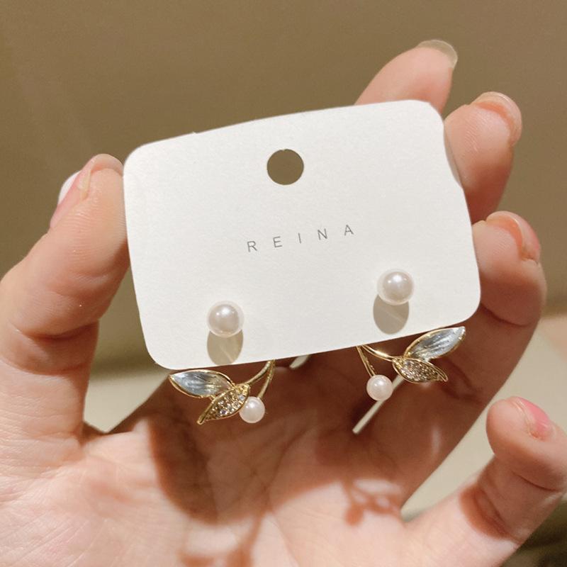 Korean Imitation Pearl Crystal Earrings for Women Zircon Flower Butterfly Leaf Stud Earrings Jewelry