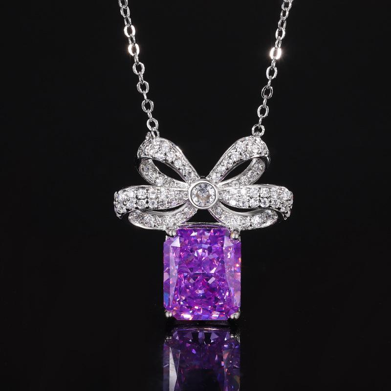 

Ювелирное изделие Медное дно Позолоченный Высокоуглеродистый Бриллиант Ледяной Цветок Медный Темперамент Свет Роскошный Лук Подвеска Женский 10 * 12