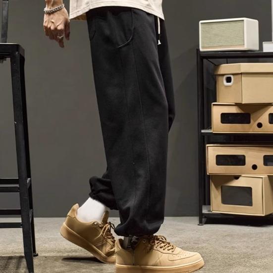 Men Fall Winter Pants Drawstring Elastic Waist Loose Thick Plush Pockets Wide Leg Straight Soft Men Casual Long Sports Trousers Sweatpants