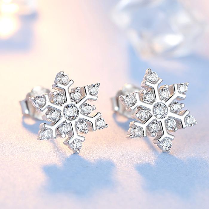925 Sterling Silver Snowflake Stud Earrings, Simple Christmas Gift in European and American Style